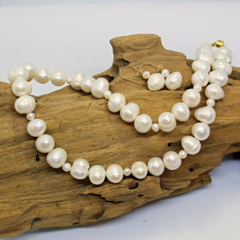 Fat Freshwater Pearls Necklace and Earrings Set