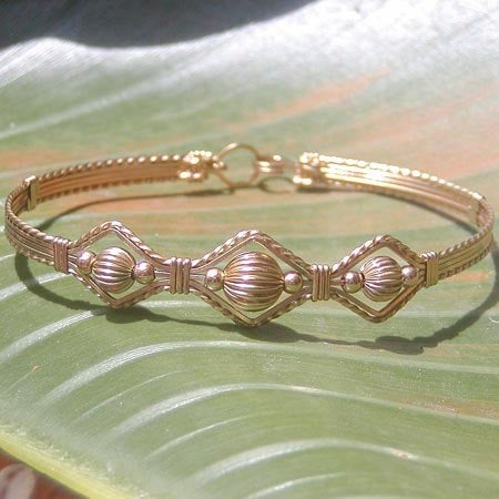 3-Bead Point Gold Filled Fluted Beads Wire Wrapped Bracelet – Contemporary  Concepts Handcrafted Jewelry